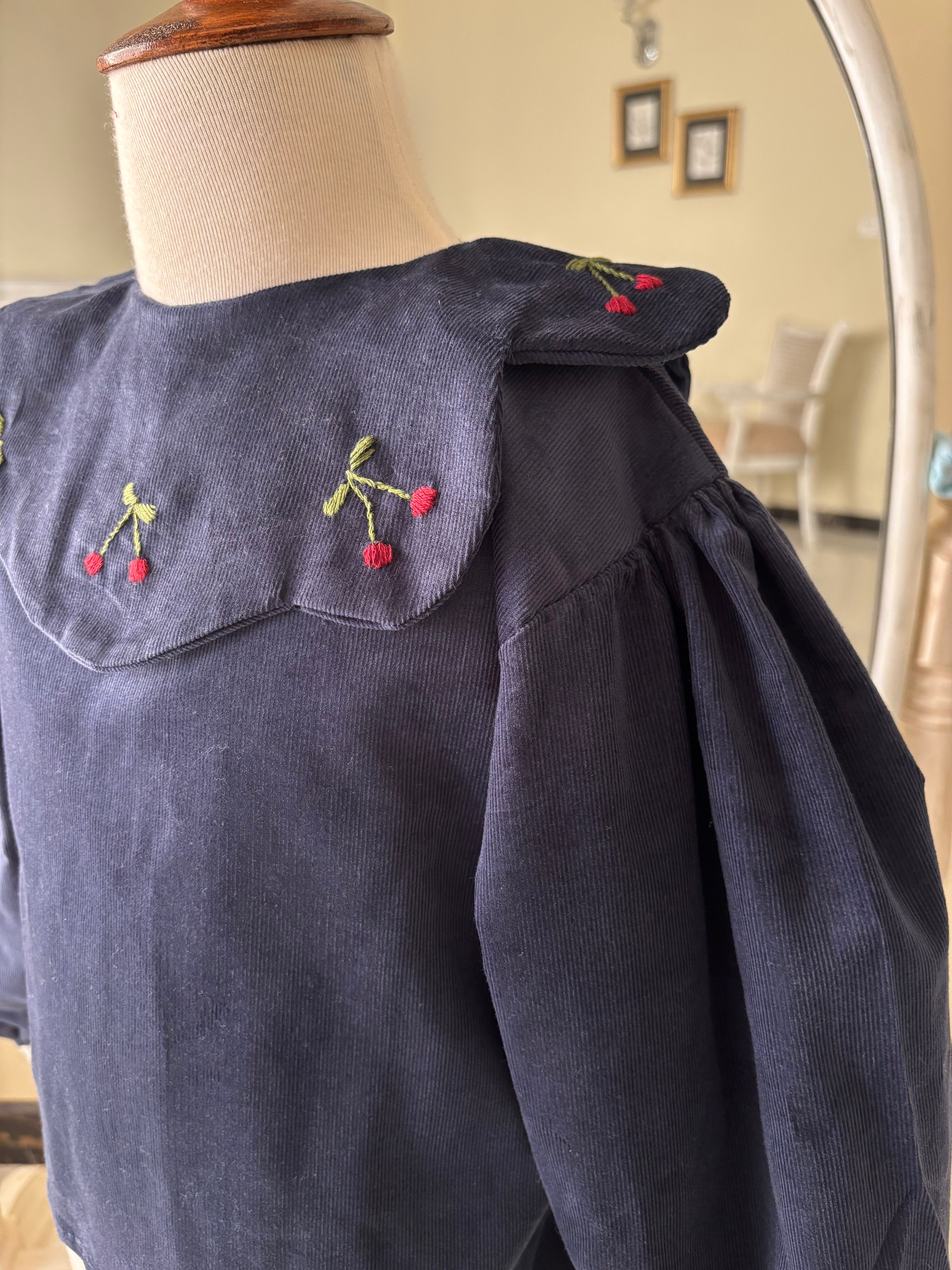 Scalloped Collar Blouse