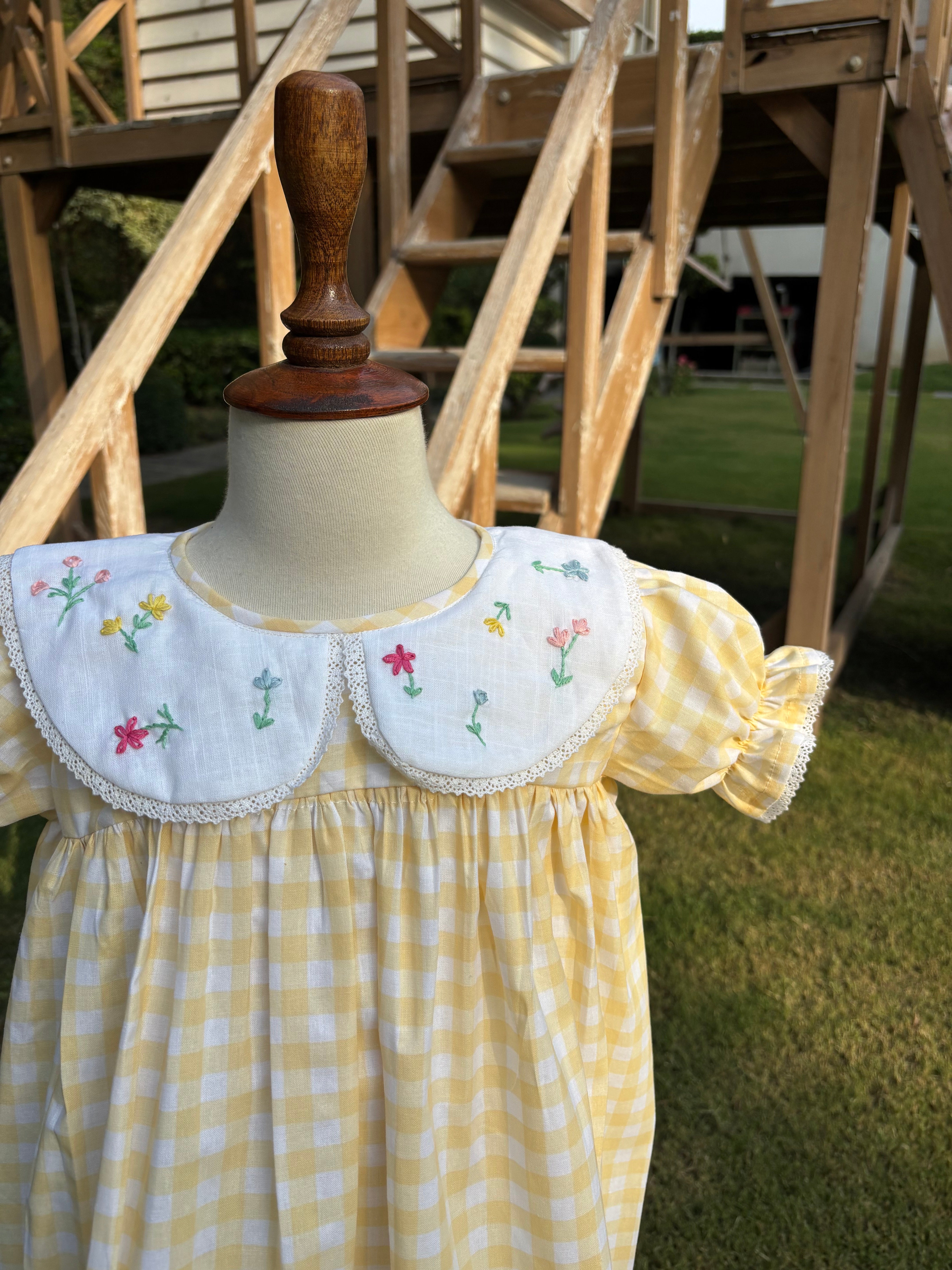 Yellow Gingham Dress 🍋