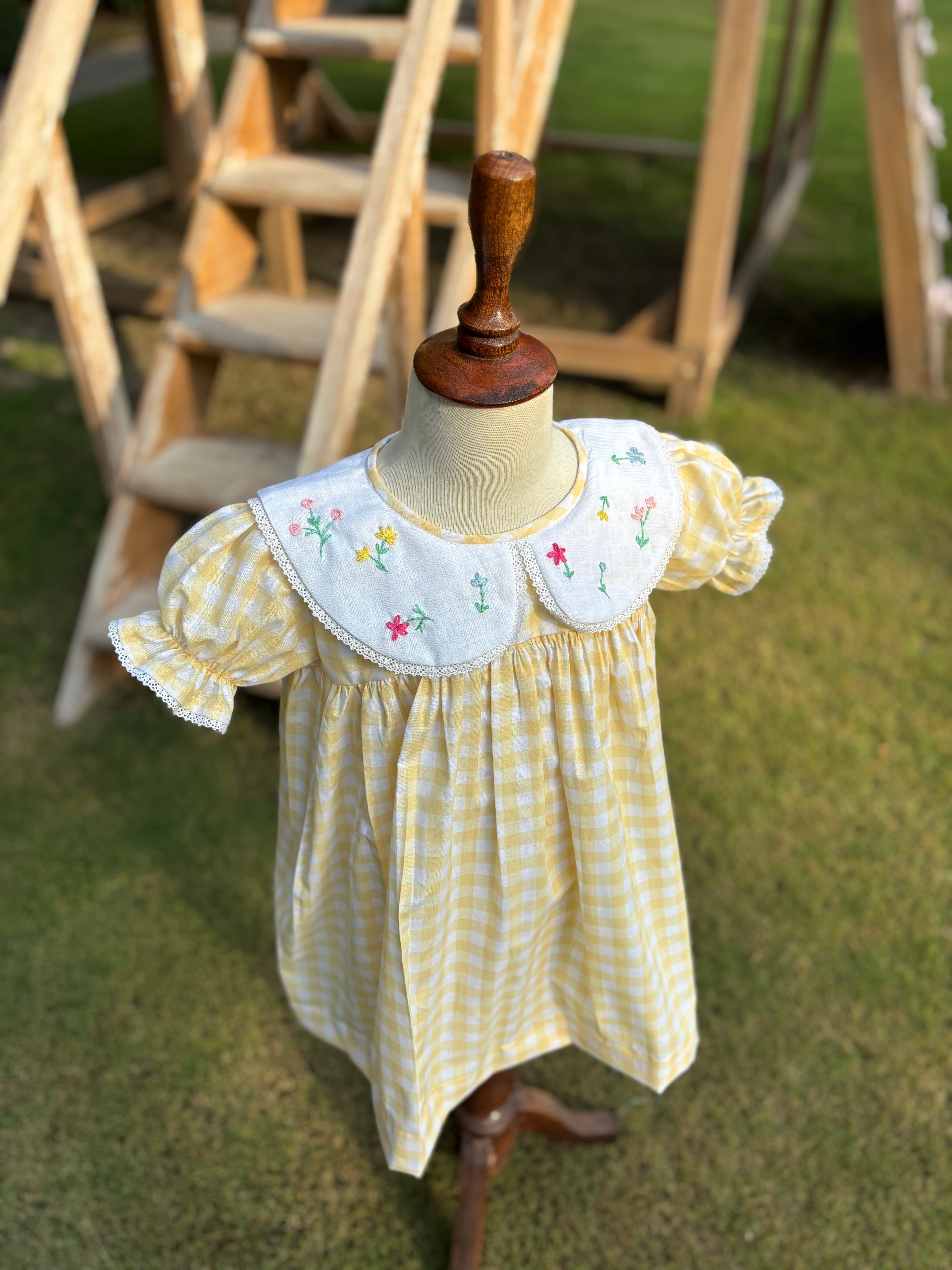 Yellow Gingham Dress 🍋