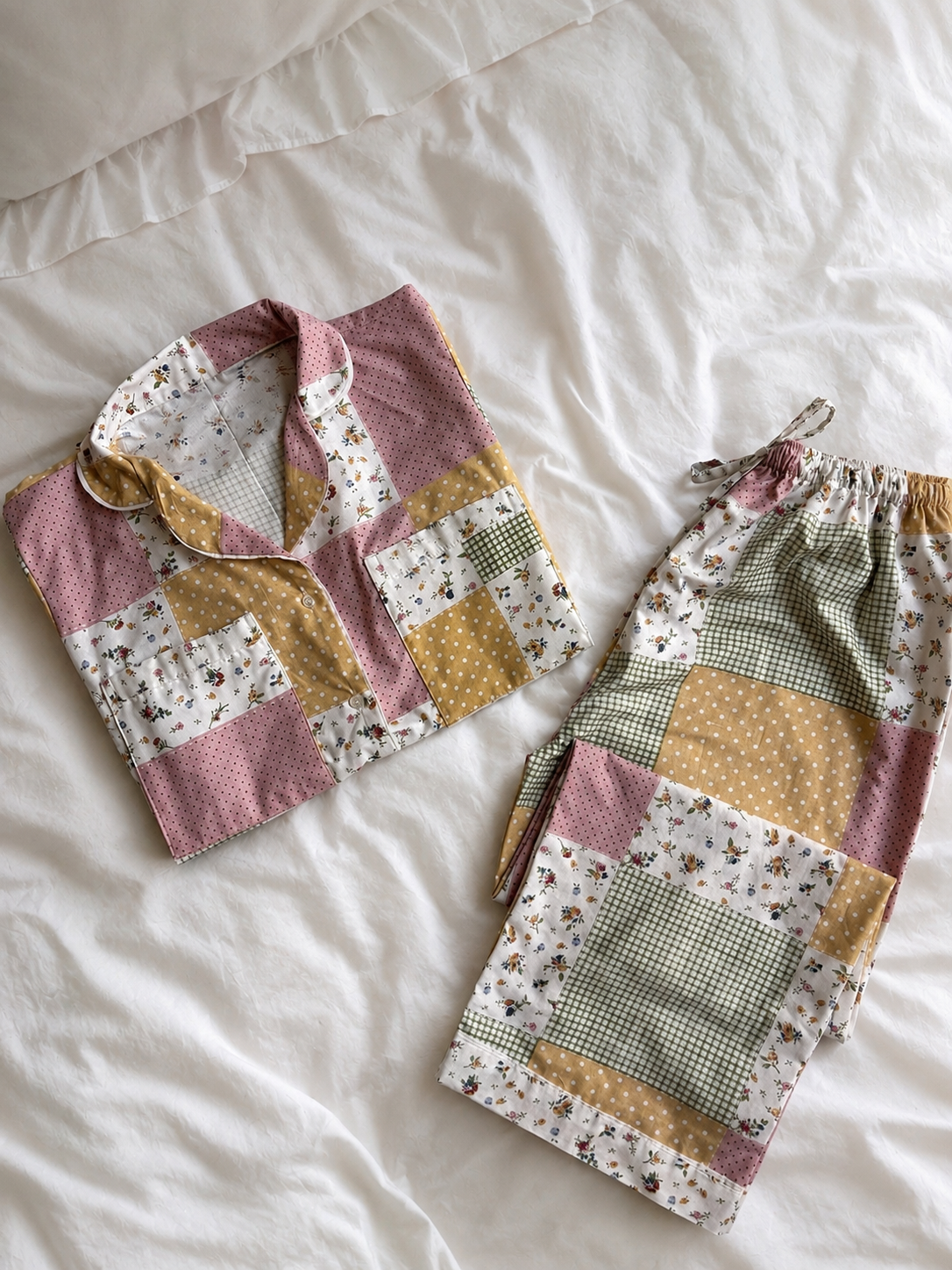 Vintage Patch Print Set