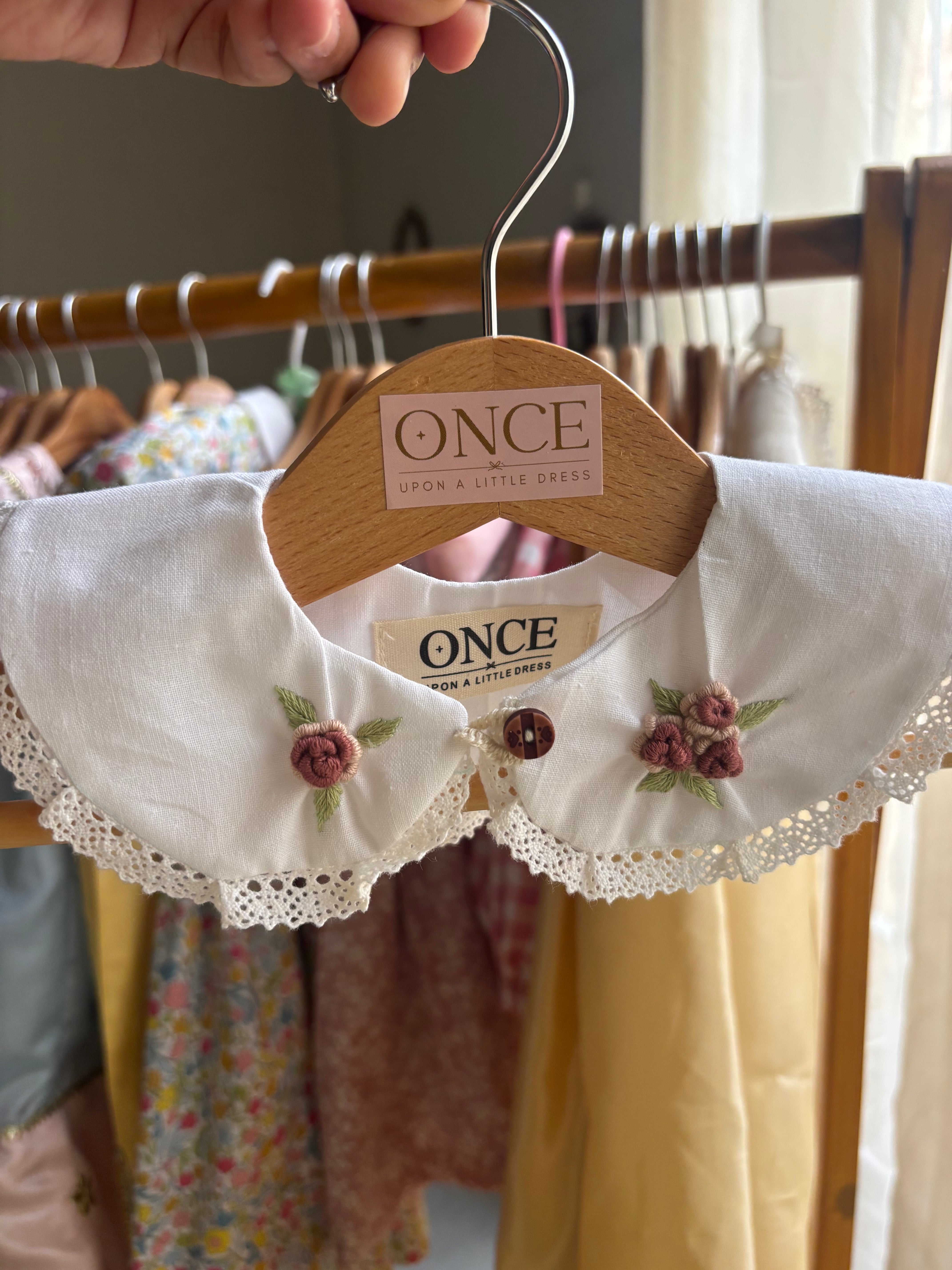 Dusty Rose Collar