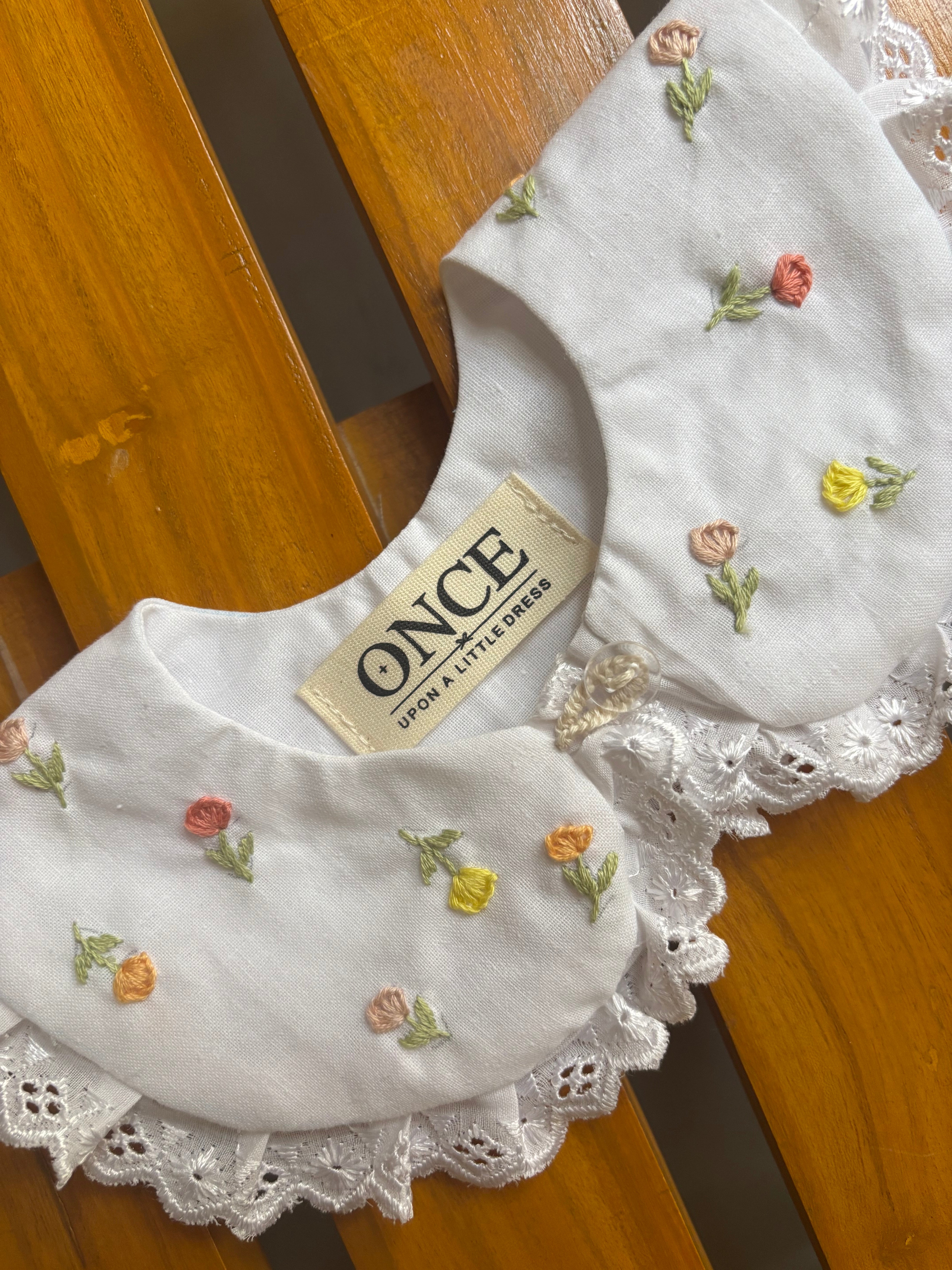 Spring Embroidered collar