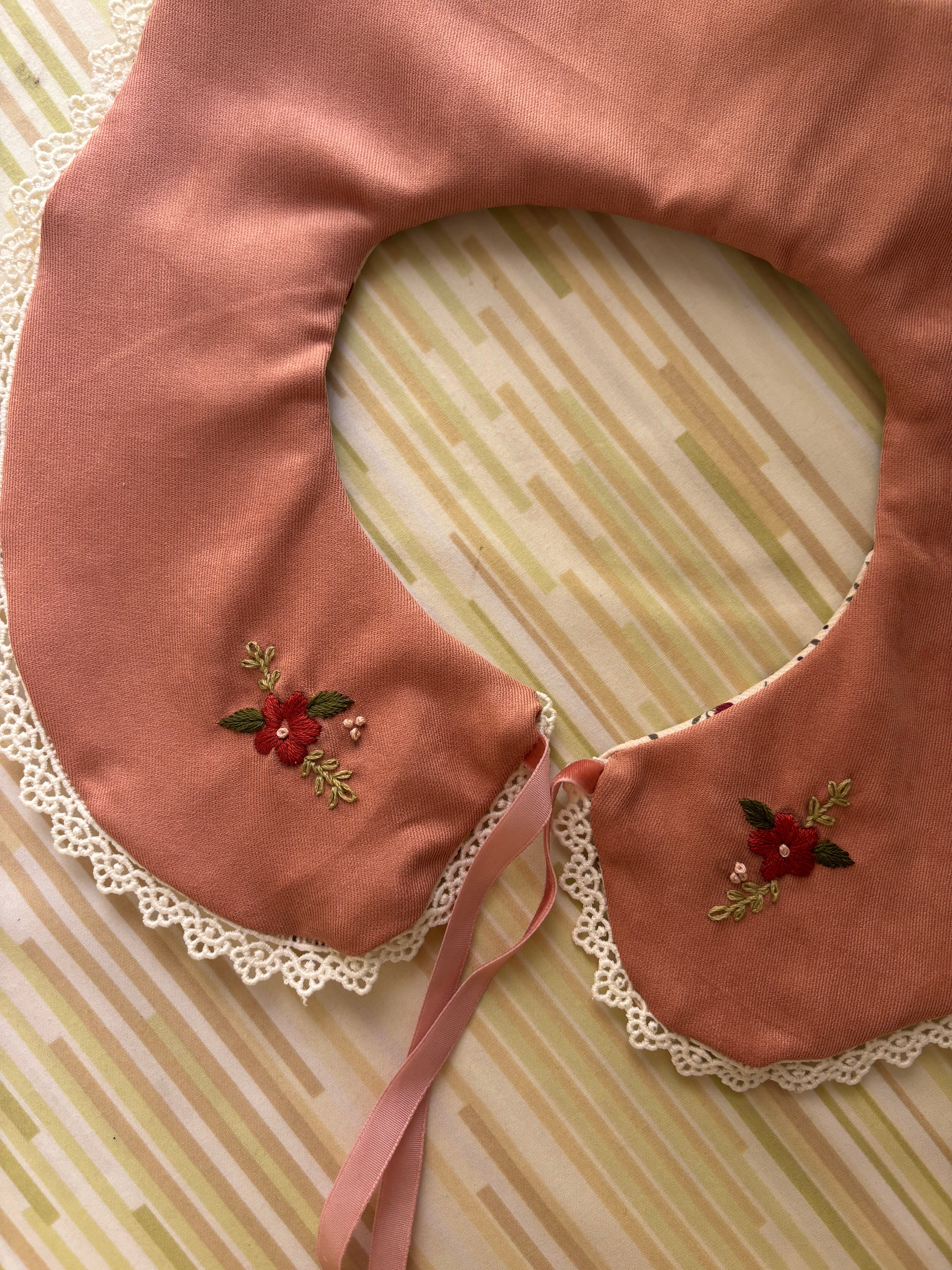 Pink Reversible Collar